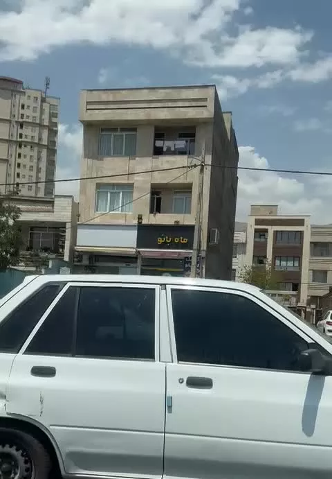 زمین۲۰۸متری باموقعیت تجاری در هوانیروز