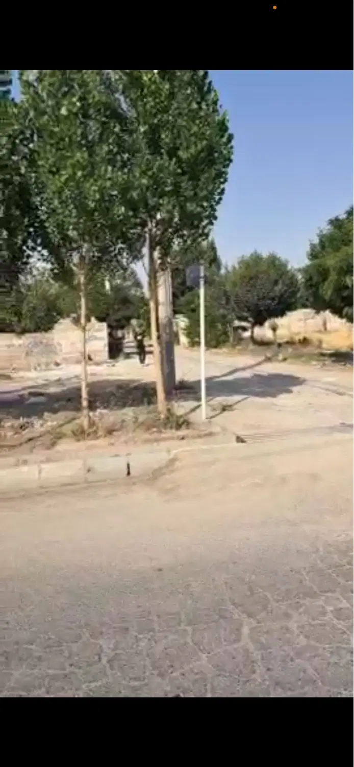 فروش زمین در بر‌خیابان اصلیه چهار باغ
