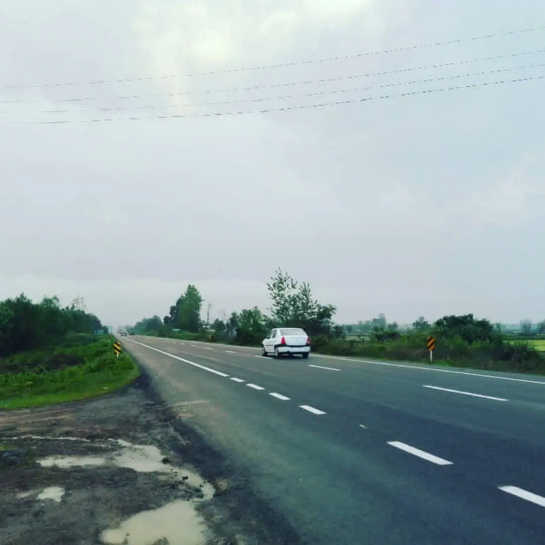 زمین بر جاده اصلی محدوده پونل