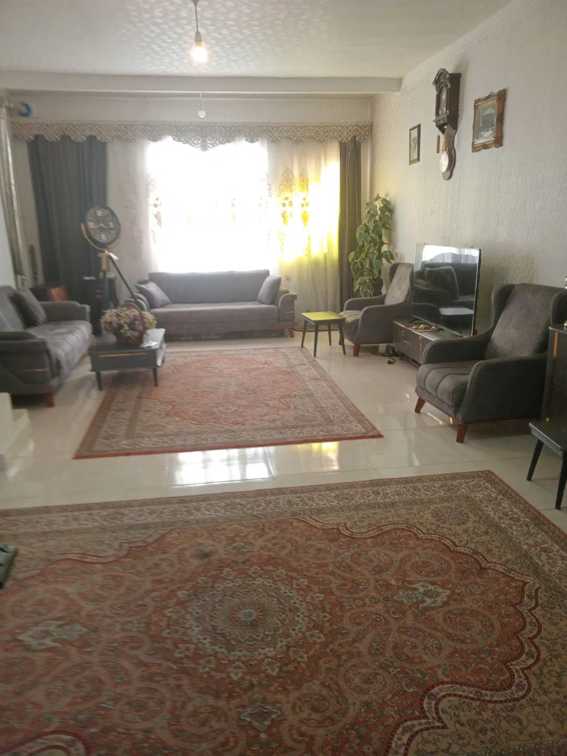 خانه در پزشکیان