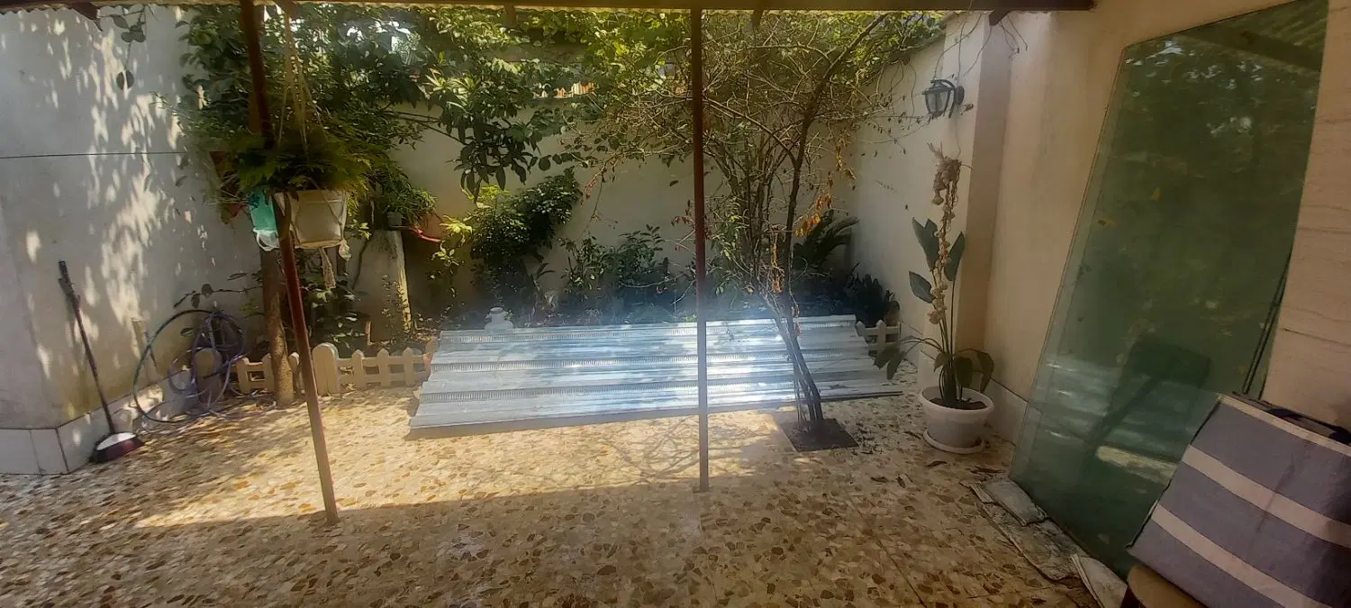 خانه ویلایی دو بر و مغازه با سند تک برگ