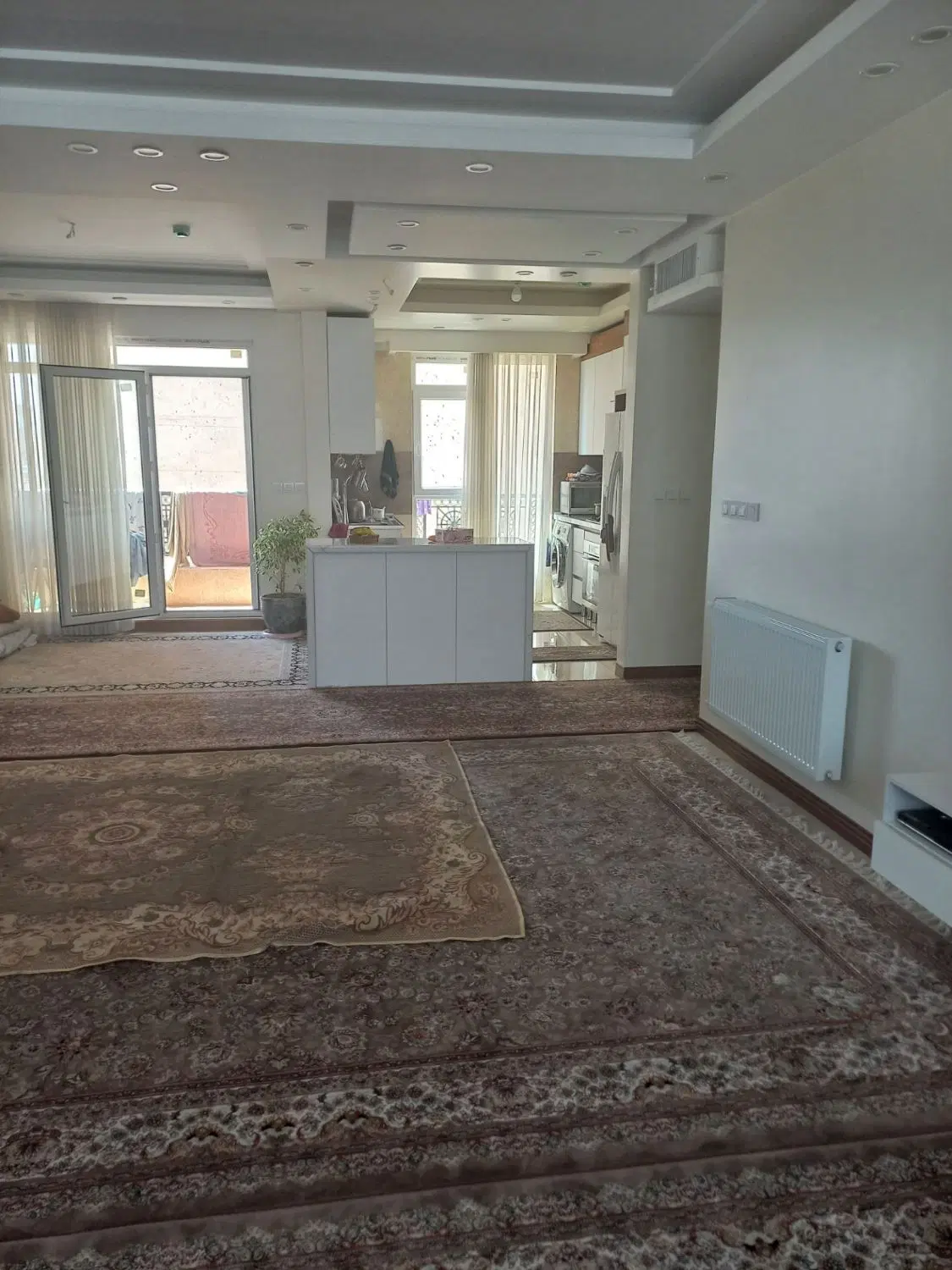 ۱۲۲متر تک واحدی سه خوابه کوچه ۱۰متری