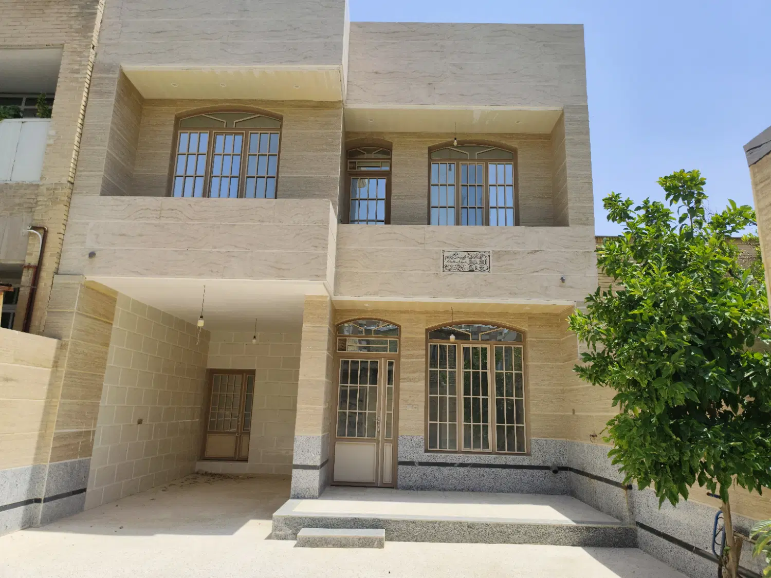 خانه دو طبقه نوساز در میانرود