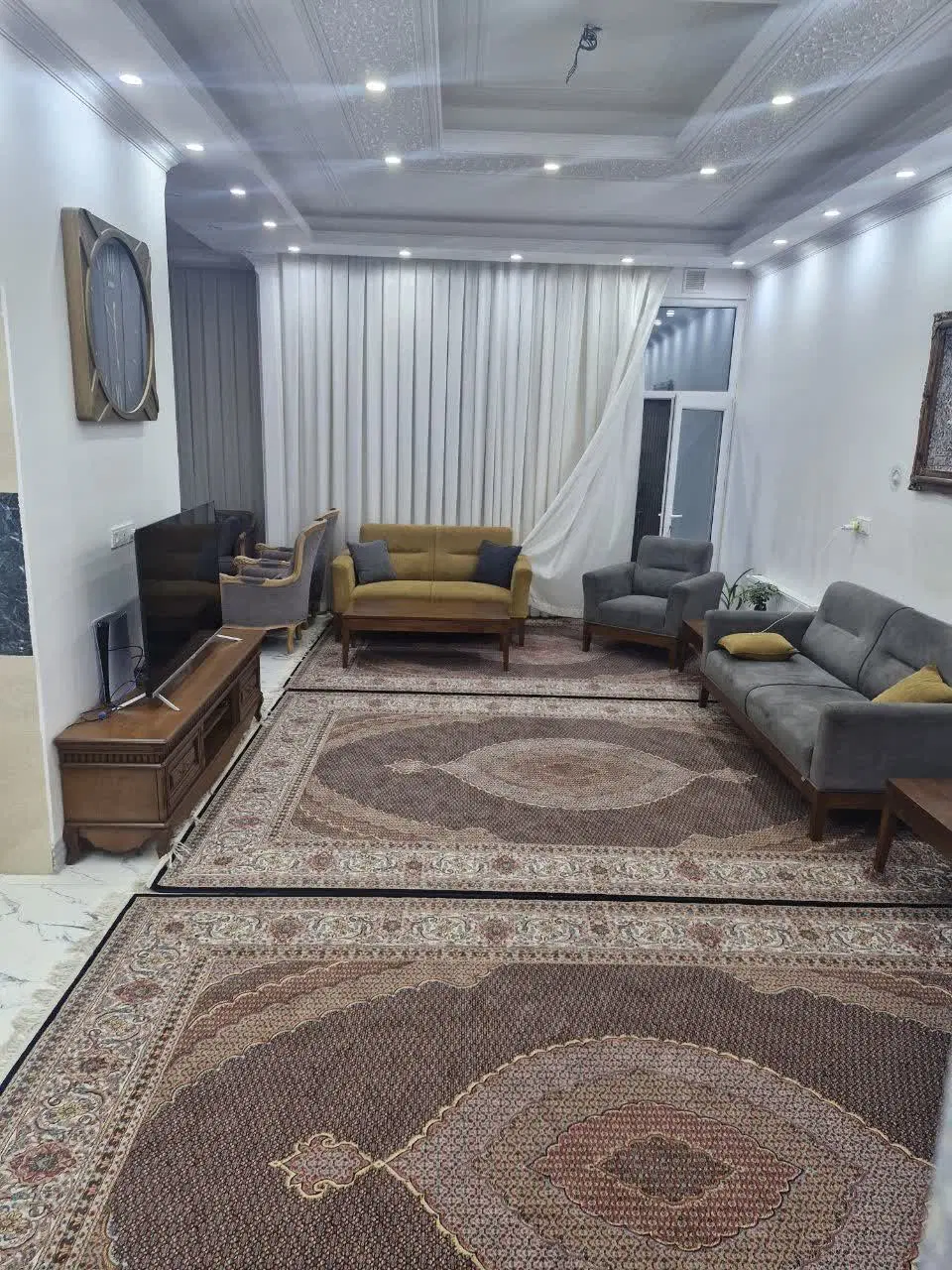 منزل دوطبقه ونیم طبقه نوساز بلوار مدرس