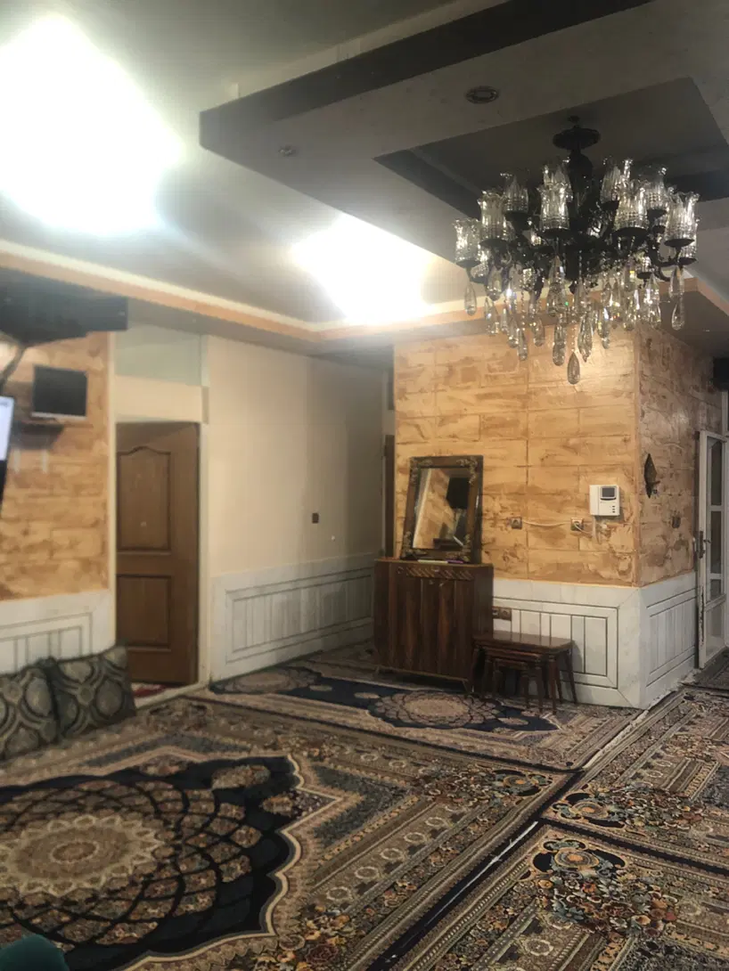 آپارتمان۱۰۰متری-فلاورجان