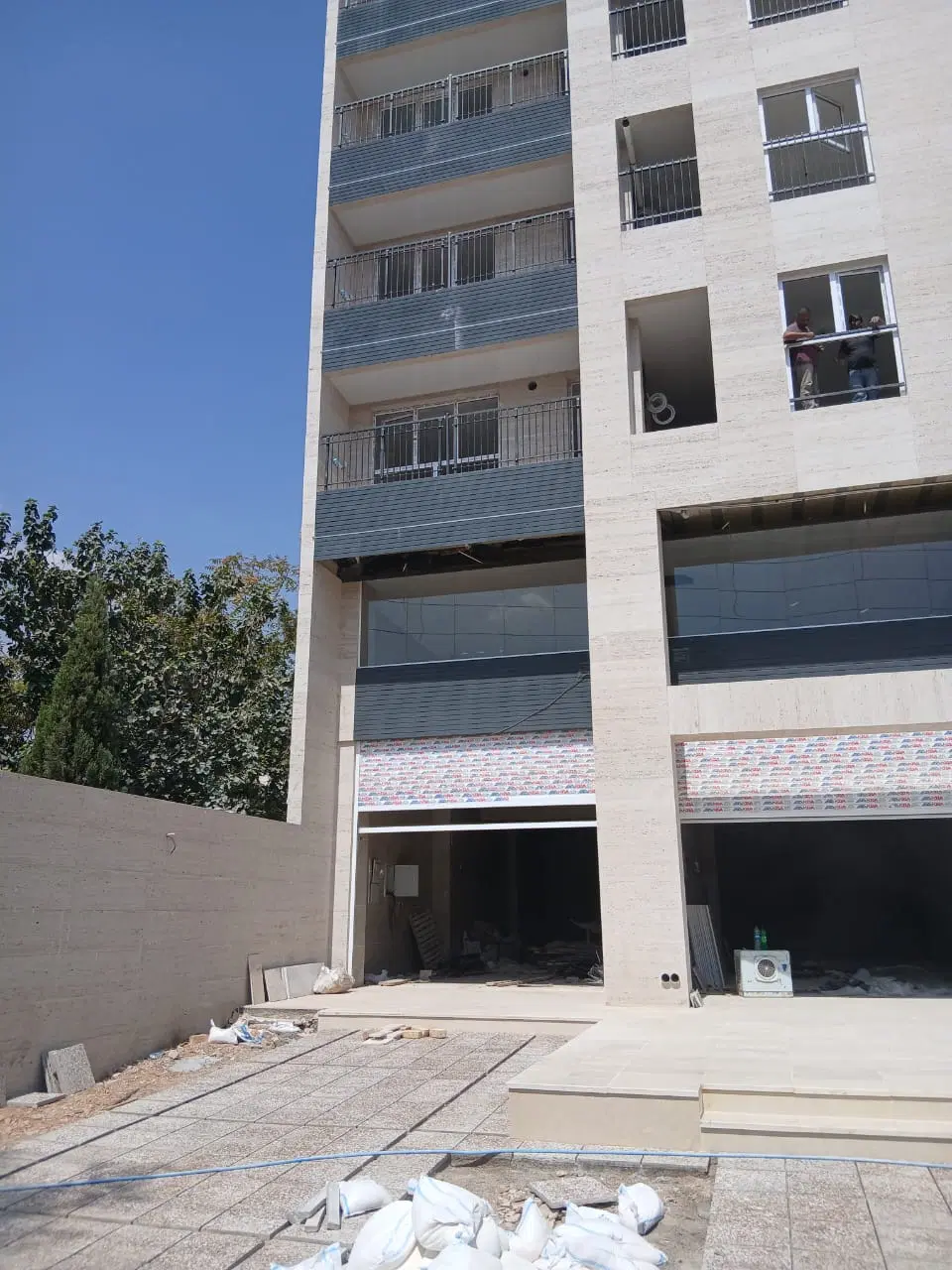فروش واحد آپارتمان سه خواب