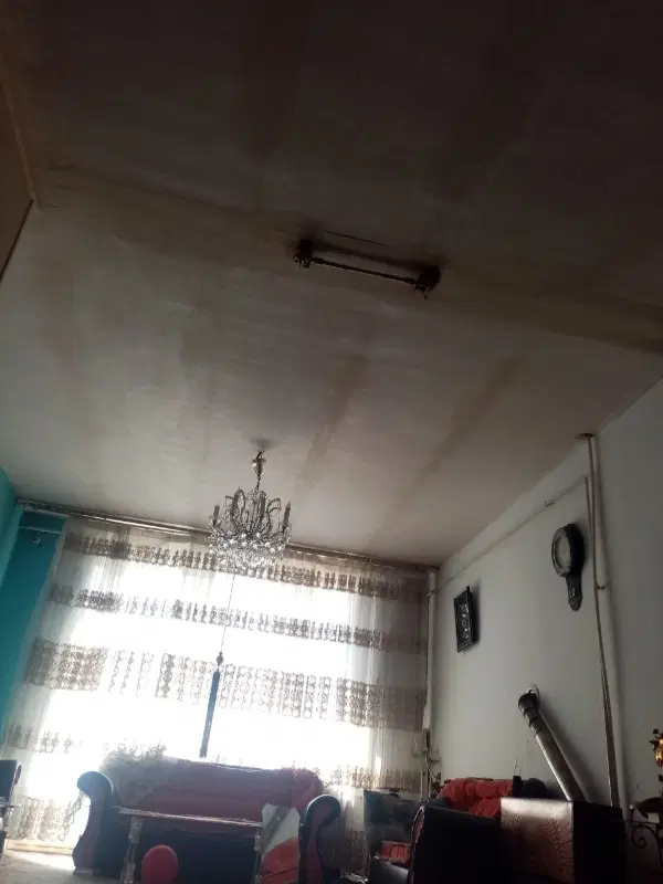 خانه دوطبقه داش ساختمان زنگله باغ