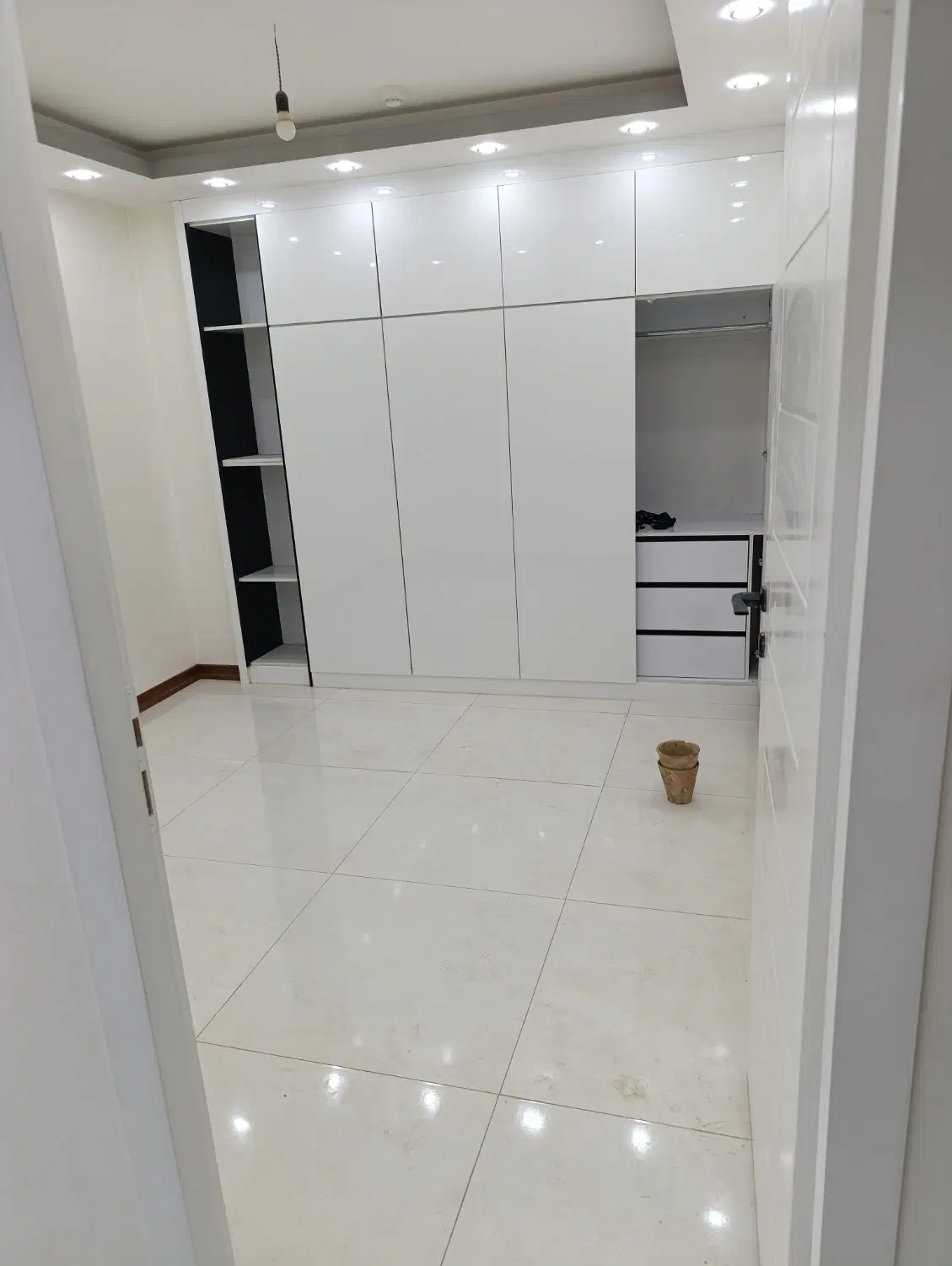 آپارتمان 94 متری ، نوساز
