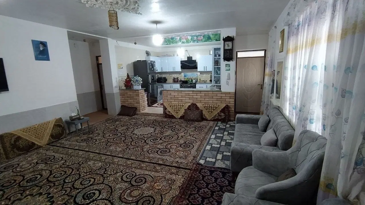 منزل اجاره ای، روبروی استخرشقایق