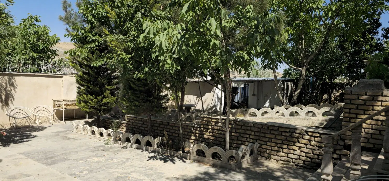 ّباغچه دربستی رودهن ۳۰۰ متر