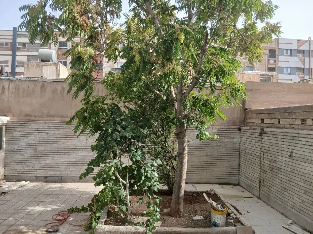 عطار 225 متر جنوبی غربی