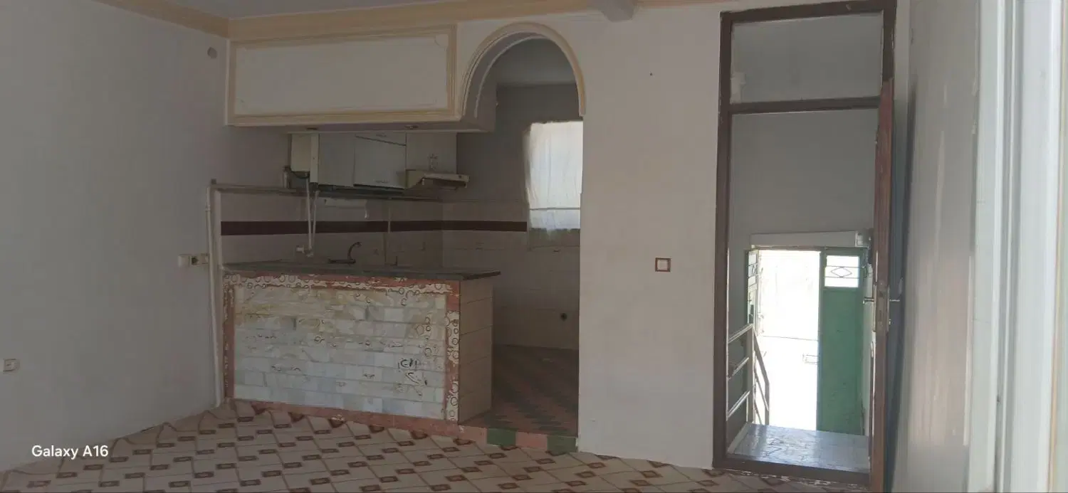 اجاره خانه ویلایی۷۰ متر نیار نزدیک کمربندی