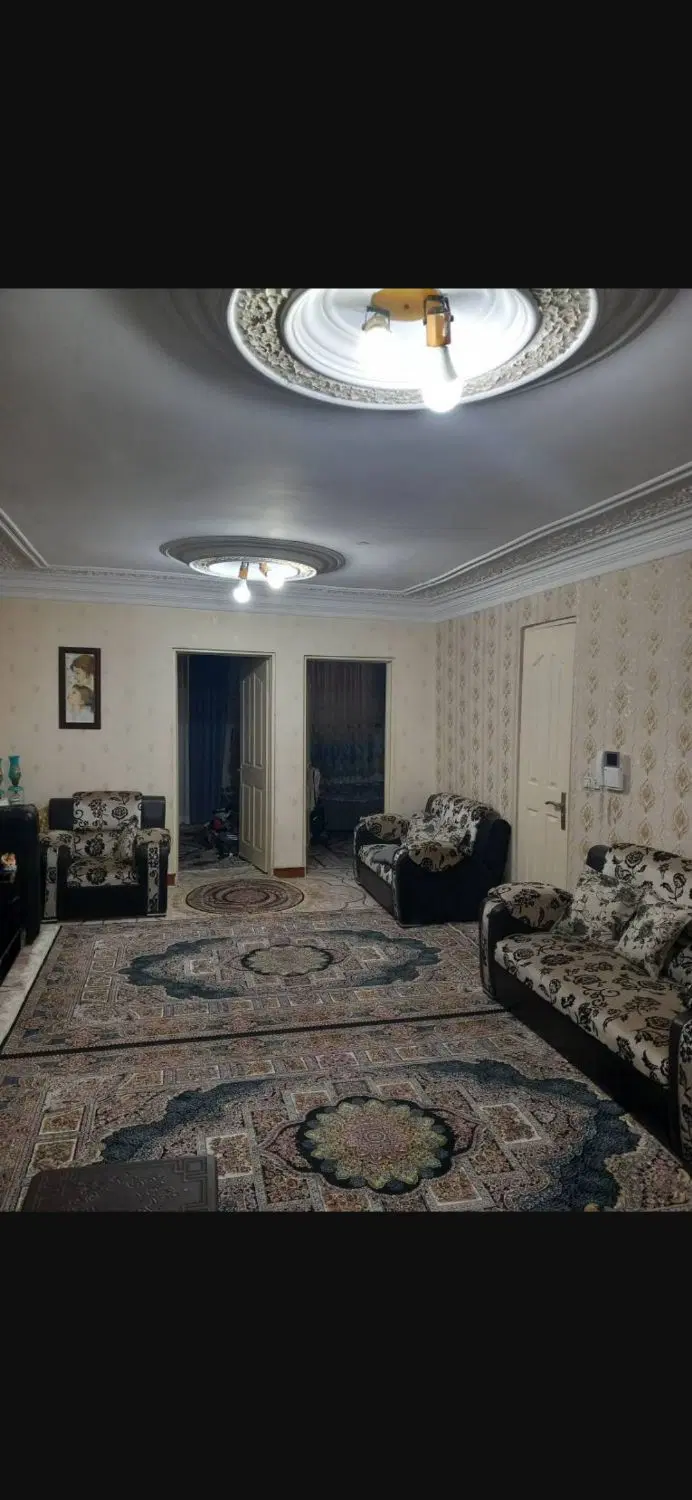 دو طبقه میدان امام حسین