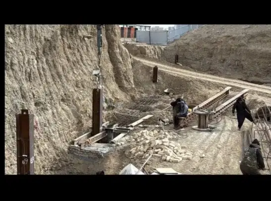 برج اداری مسکونی رویال رزیدنس پلاک۱ دریاچه