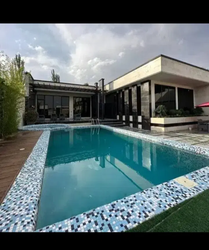 فروش ویلا ۱۰۰۰متری تاپ لوکیشن افشاریه