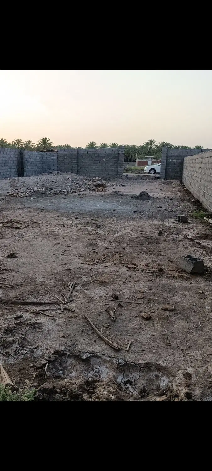 375مترزمین