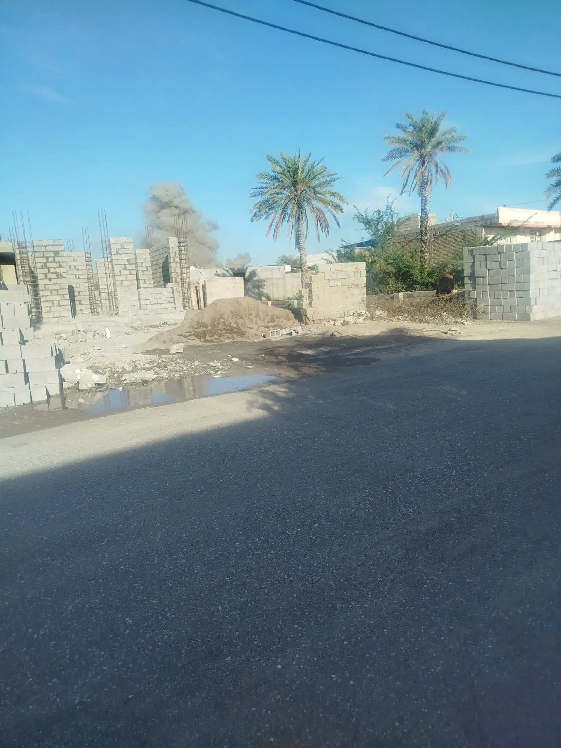 زمین ۳۰۰ متری