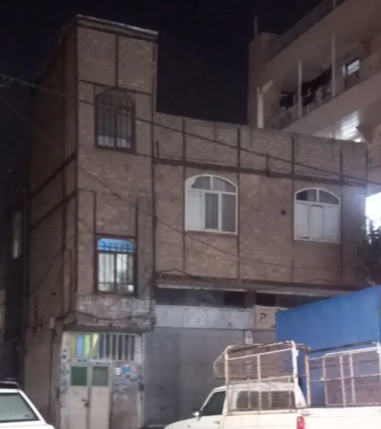 خانه ویلایی کلنگی دوطبقه