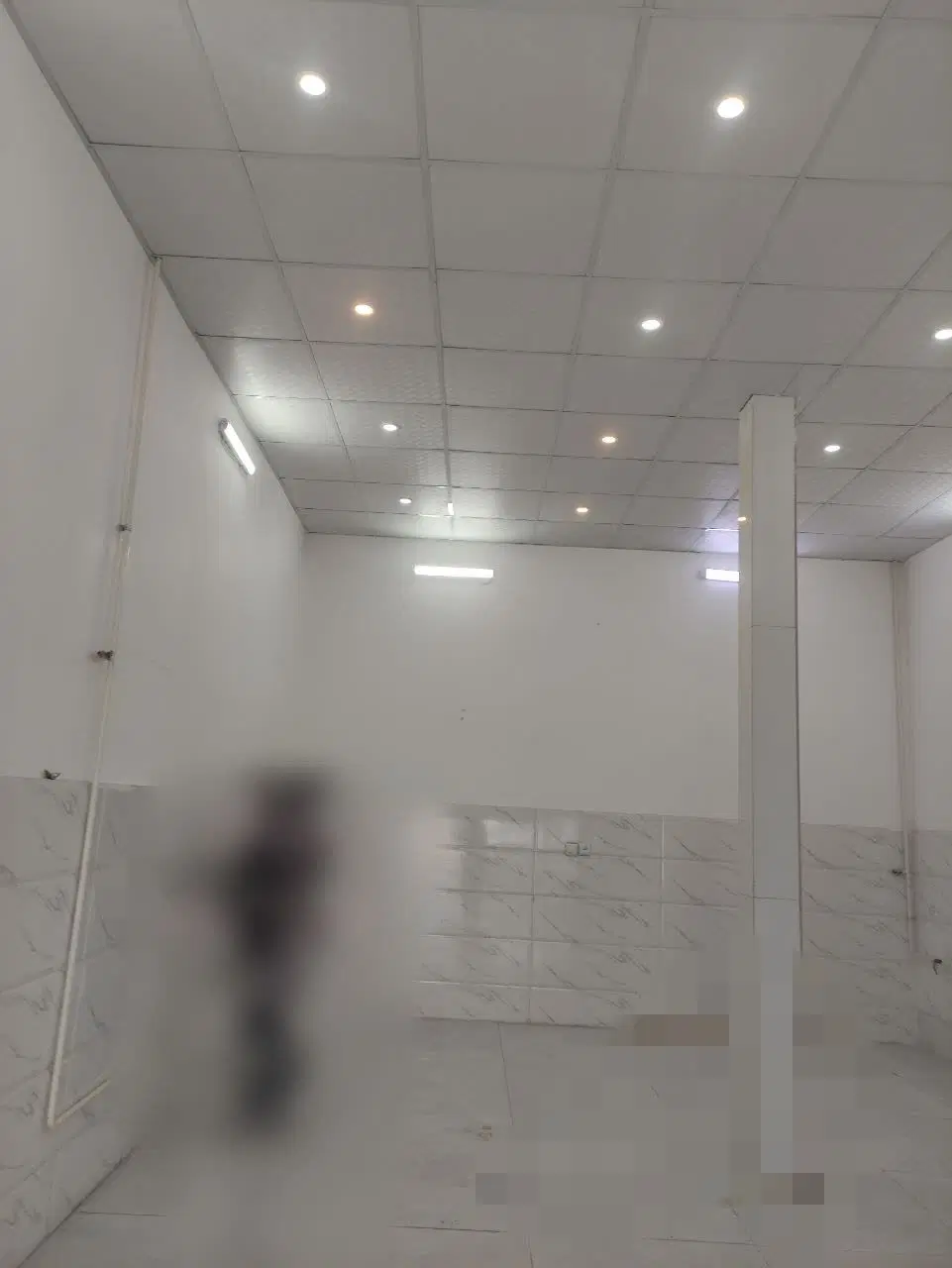 اجاره مغازه مالک اشتر نوساز دارای کلیه امکانات