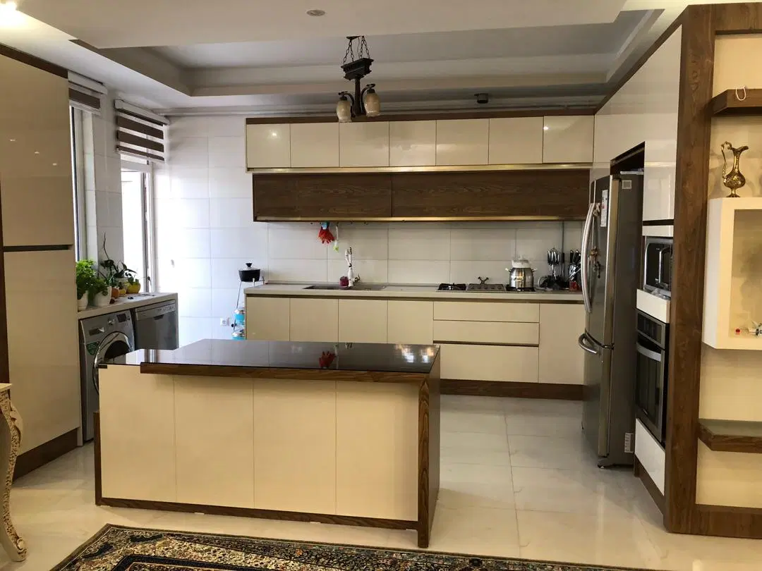 اپارتمان پونک