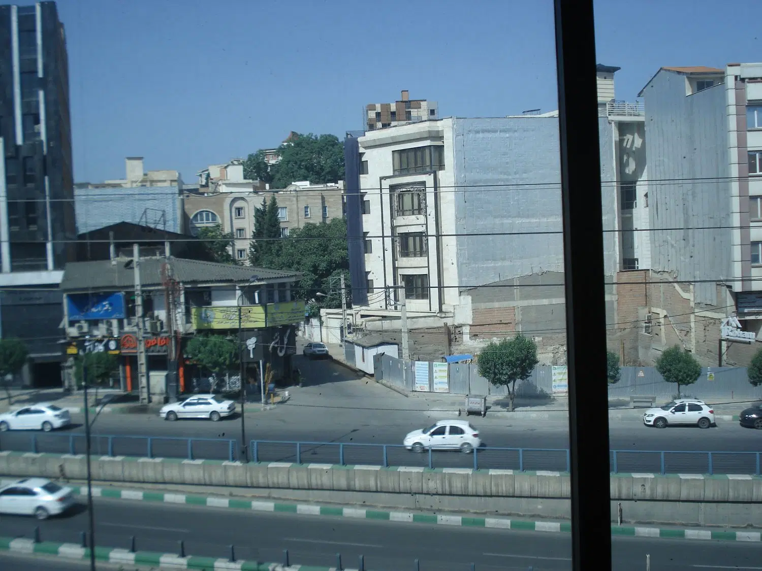فروش دفتر تجاری در بهترین لوکیشن
