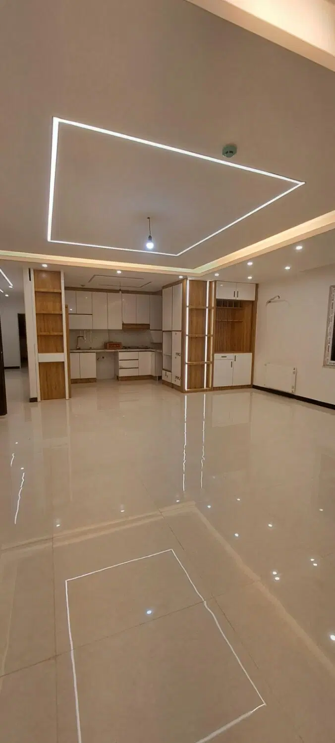 واحد مسکونی نوساز واقع در سام (رشت) ۴ طبقه ۴ واحد
