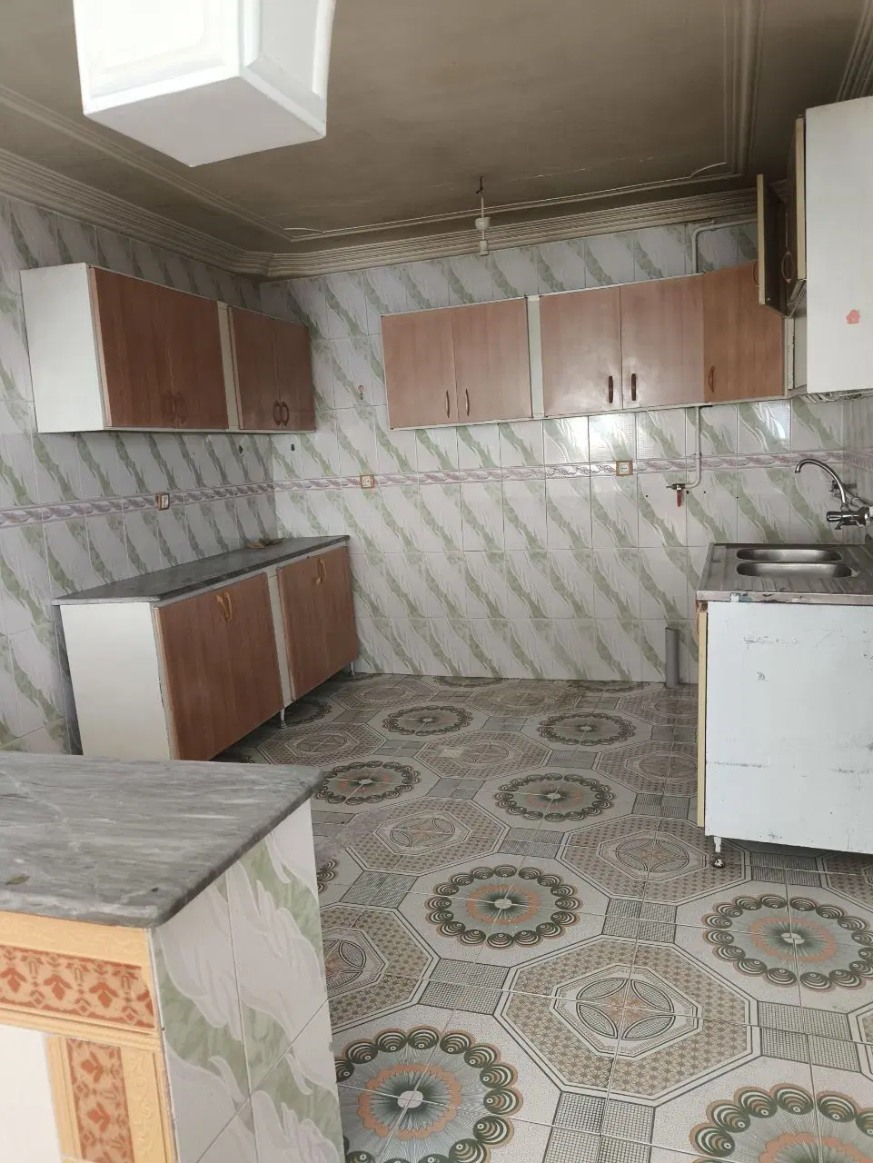 آپارتمان سام شرقی