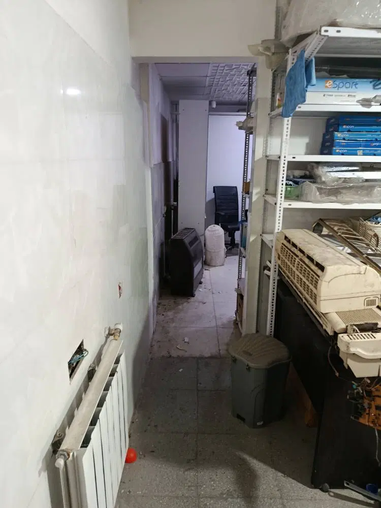 دو دهنه مغازه جمعا حدود 60 متر