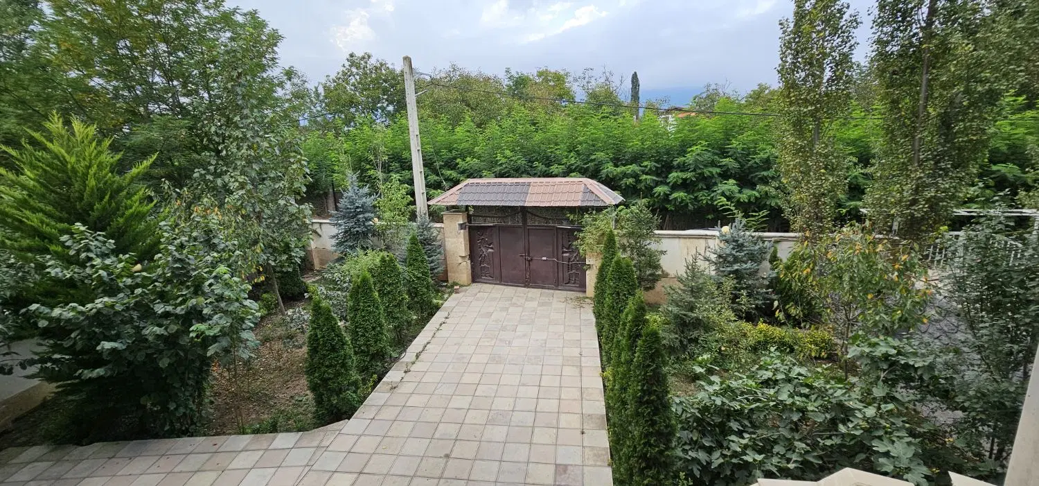 اجاره بلندمدت سوییت در کلاردشت، لاهو (اعیان‌نشین)