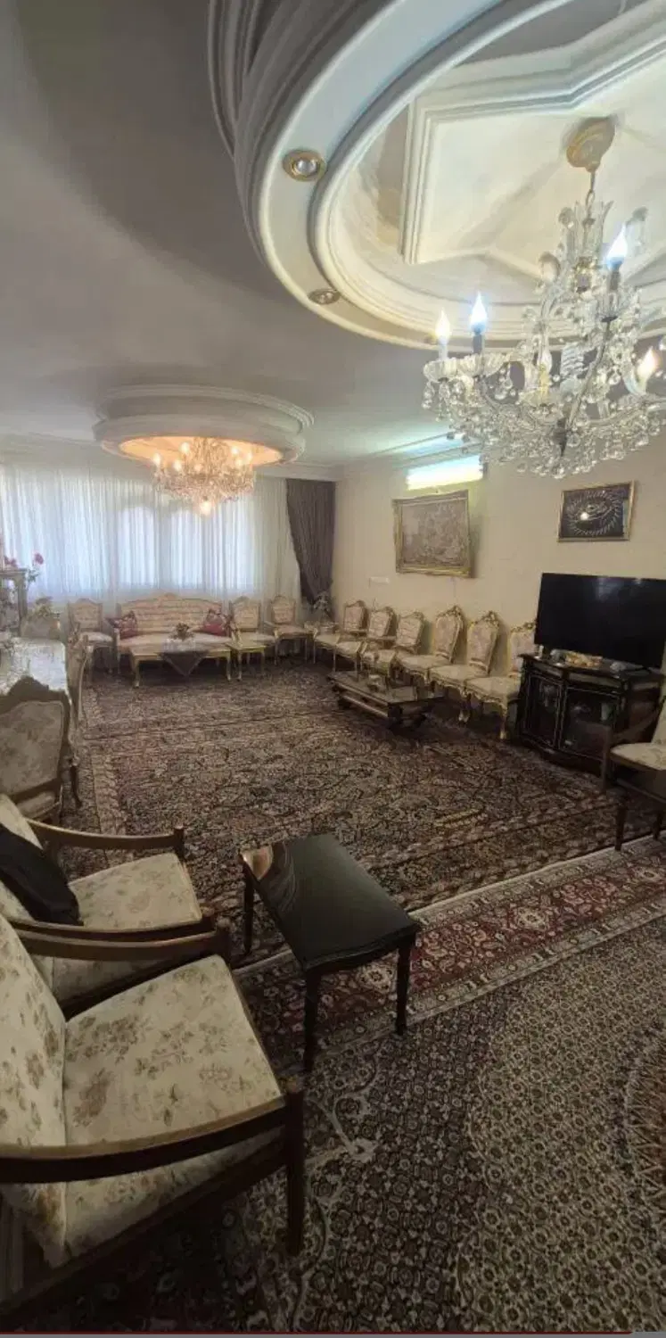 فروش ویلایی۲۵۵ متر