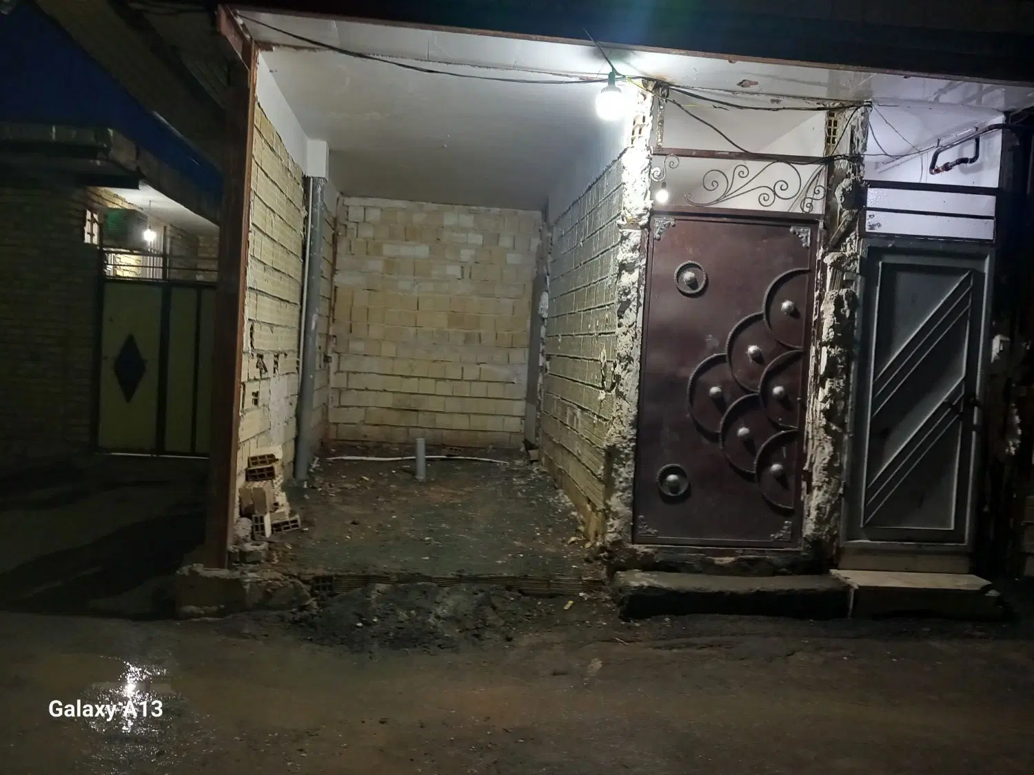 خانه دو طبقه