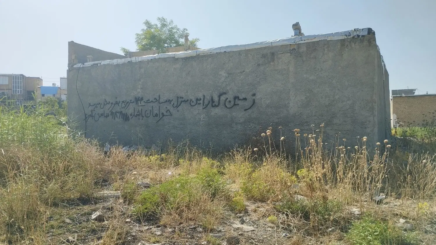 زمین 144متری واقع در کرناچی