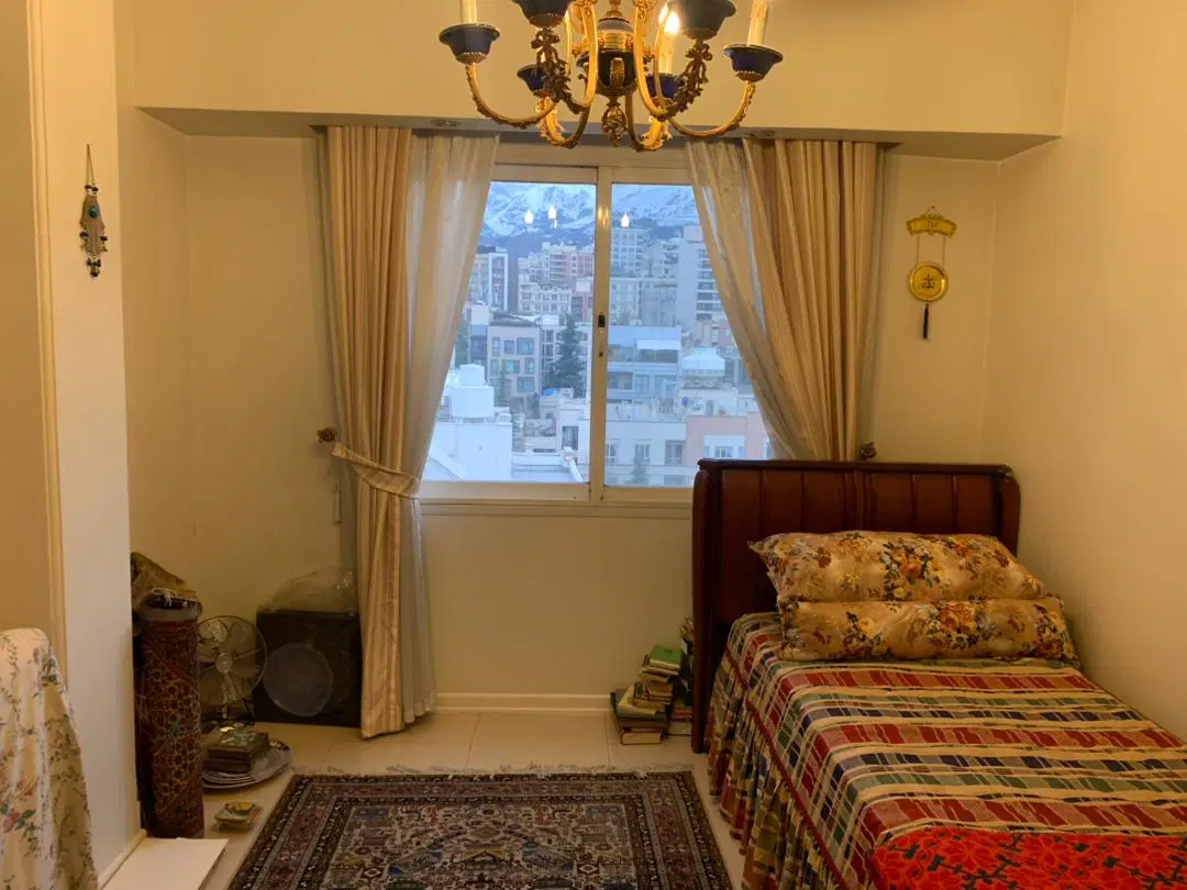 شرق مرزداران_82متر_خوش نقشه_فول_پرده خور