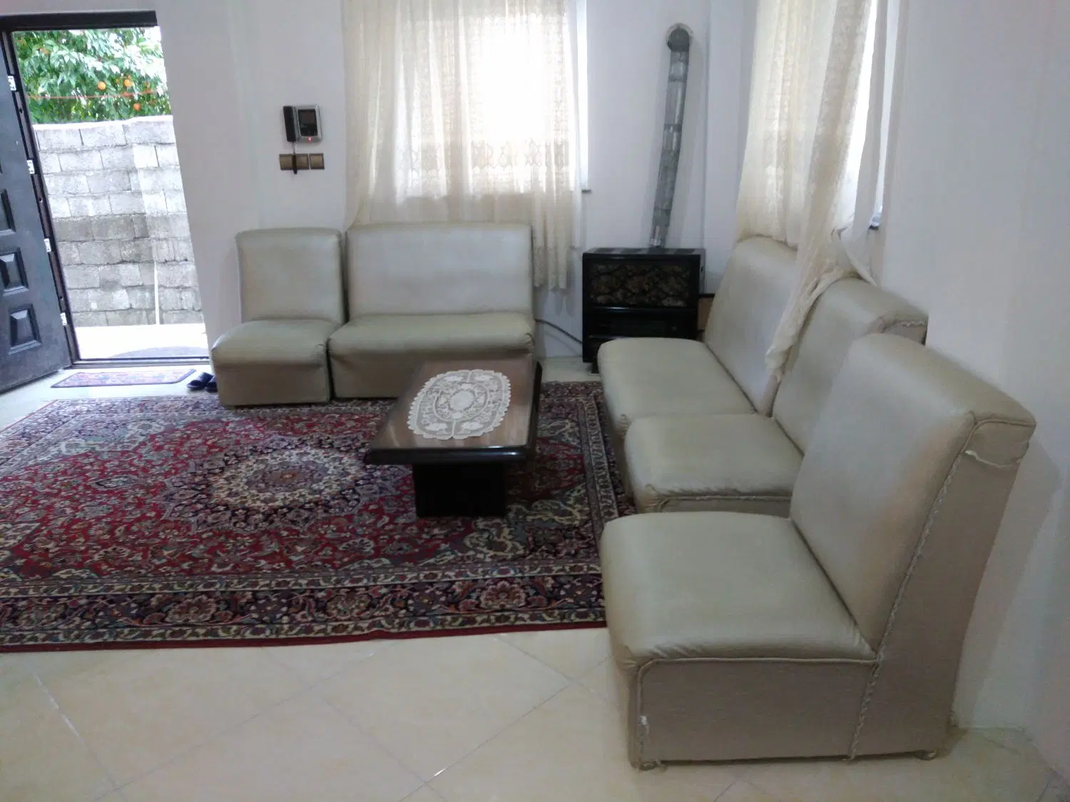 اجاره روزانه ویلای دو خوابه در چابکسر