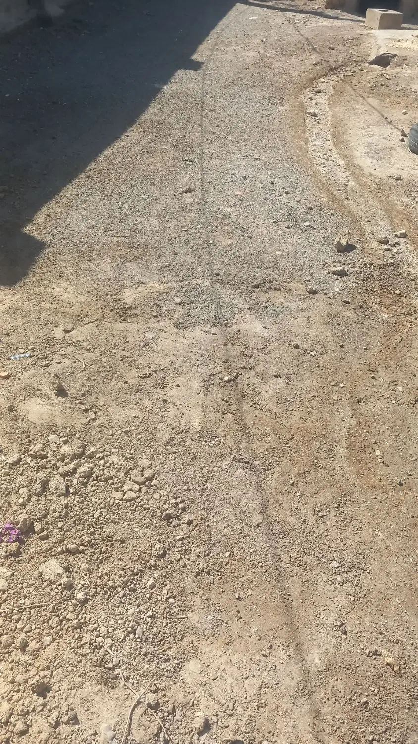 زمین فروشی