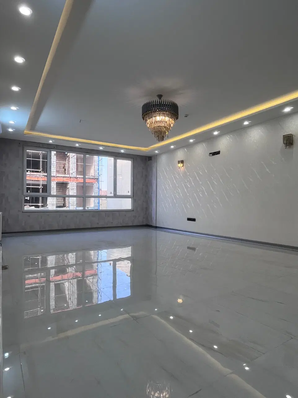 بلوار رفیعی نوساز 110 متر دو خواب