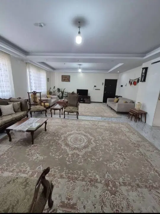 ۱۰۶متر ۲ ساله فول مجیدیه جنوبی گلبرگ غربی صفایی