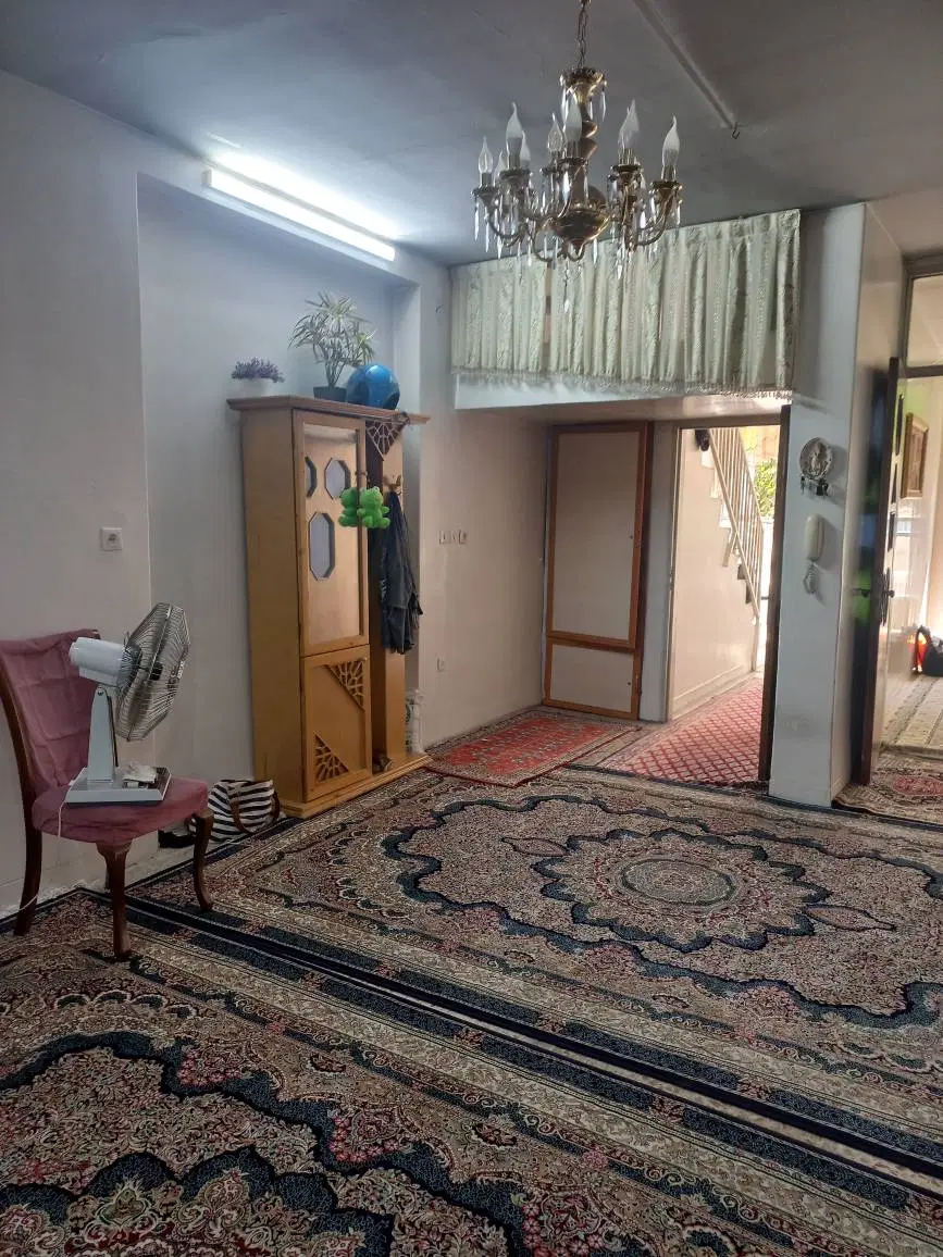 ویلایی شمالی  کلنگی شهر ری  ابتدای سرگرد محمدی