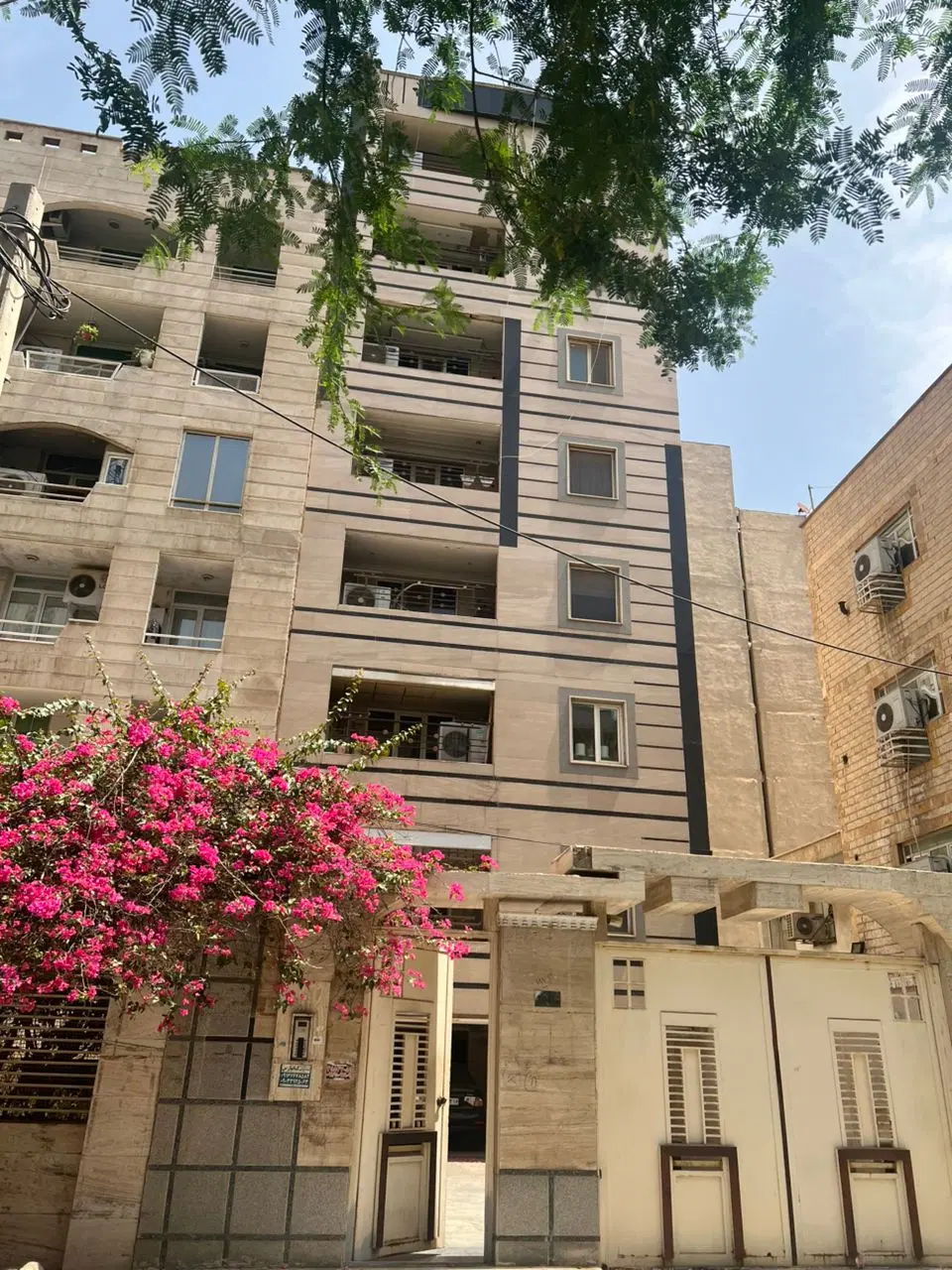 واحد 81 متری کیانپارس