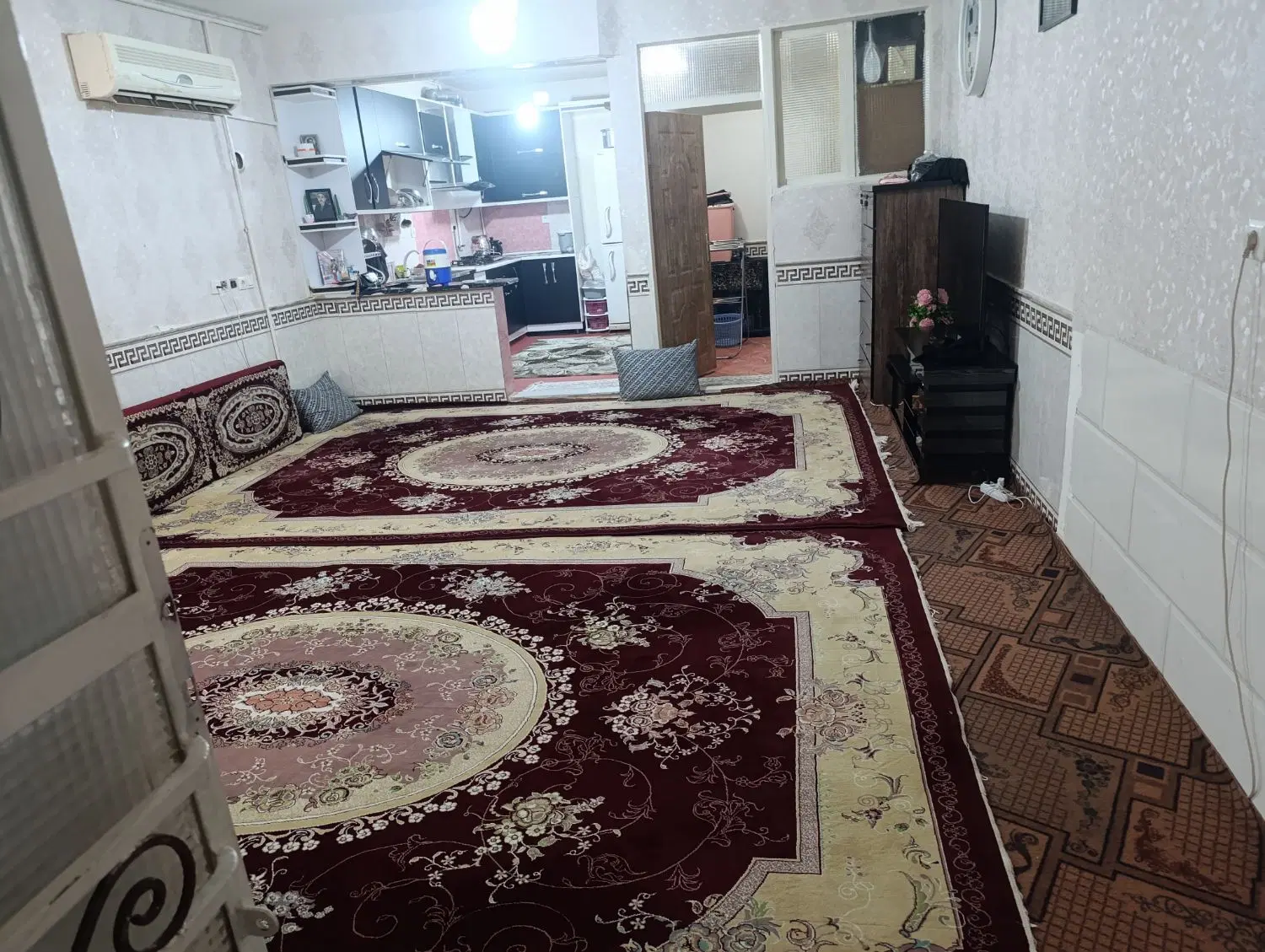 منزل 60متری دو طبقه تمیزو بدون خرج