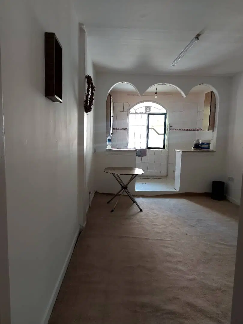 اپارتمان تک واحدی