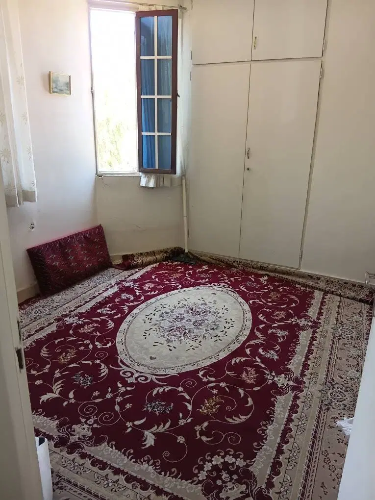 فروش ۸۵ متر دو خواب با پارکینگ، آسانسور، انباری