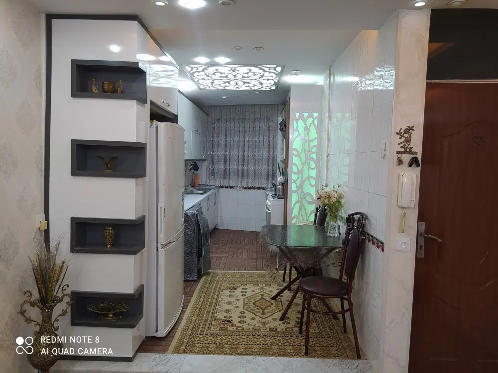ویلایی دو طبقه و نیم بازسازی شده