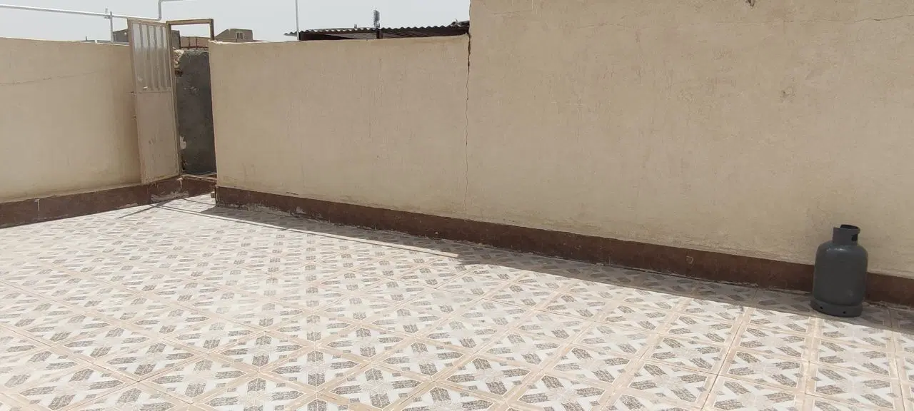 خانه اپارتمانی حیاط دار