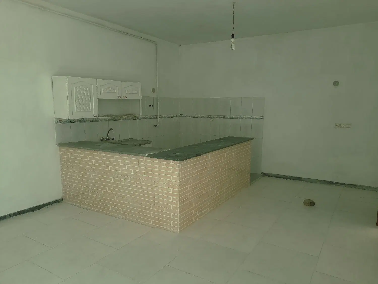 رهن کامل مسکونی دارای پارکینگ