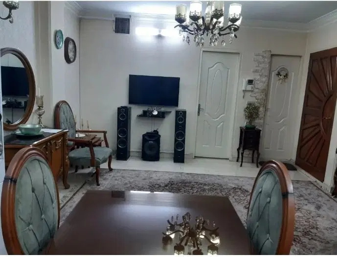 آپارتمان60مترشیک_شخصی ساز_Pموتور_هایگلاس_چسب مترو
