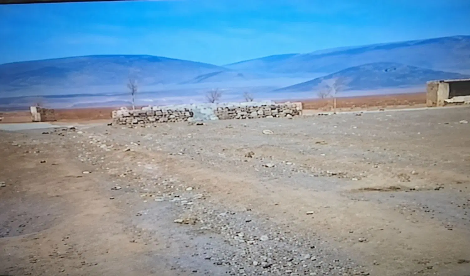 فروش زمین به مساحت ۴۰۰۰۰هزار متر مربع