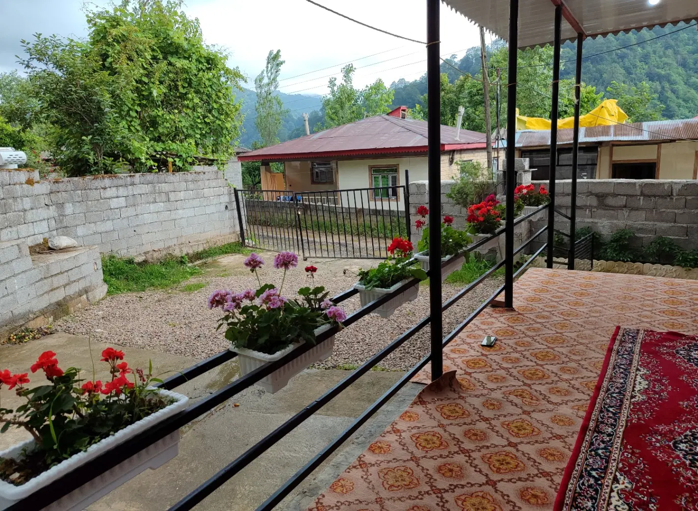 خانه اجاره ای جاده اسالم به خلخال