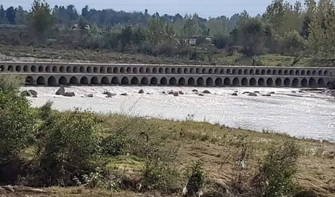 زمین مسکونی