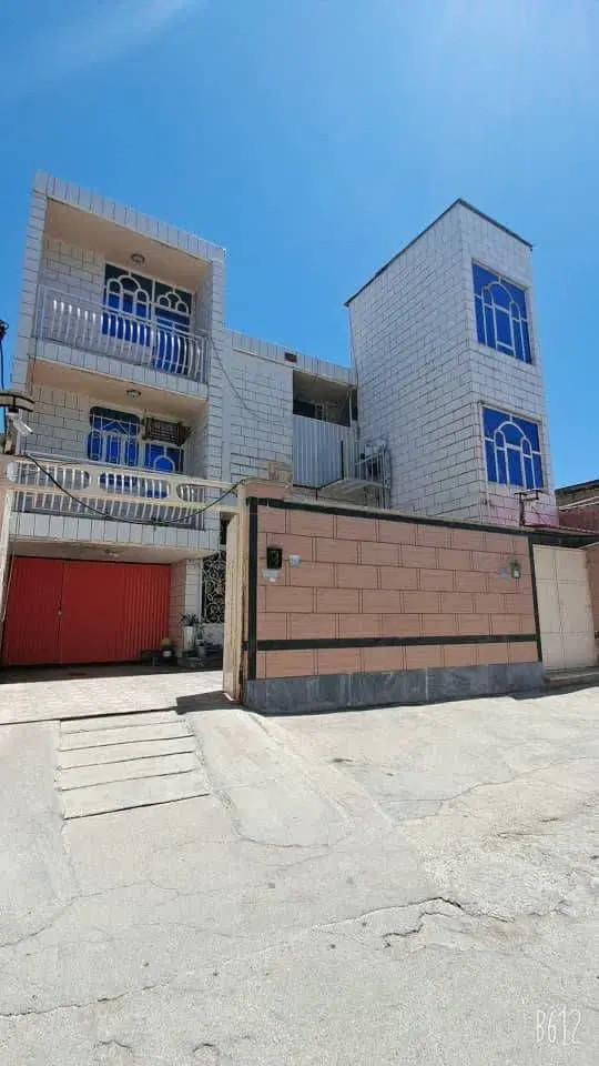 دوطبقه اشکبوس نادری